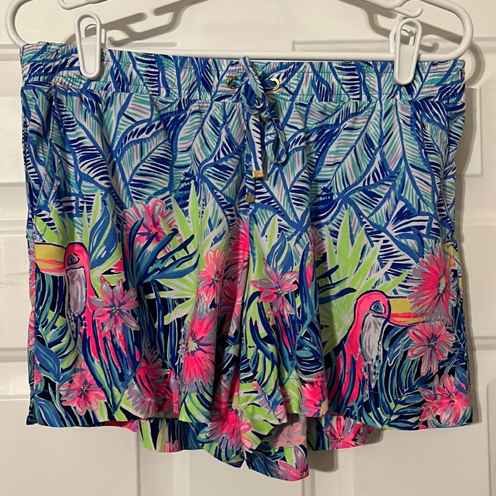 🦩Lilly Pulitzer shorts ☀️NEW☀️